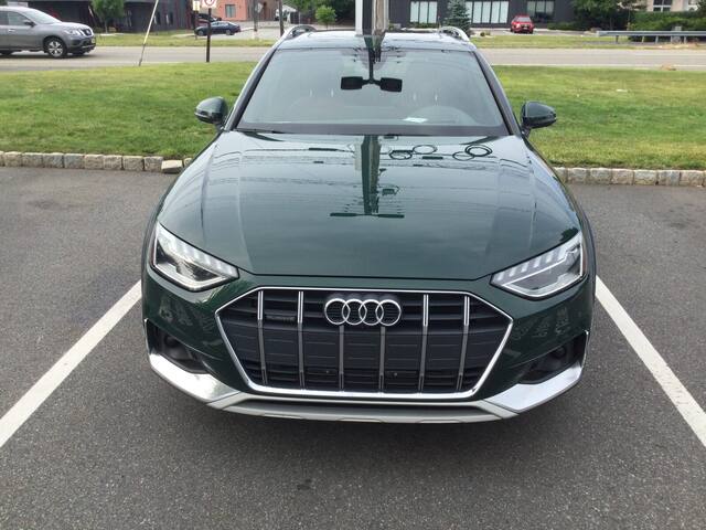 Audi SUV front-end inspection
