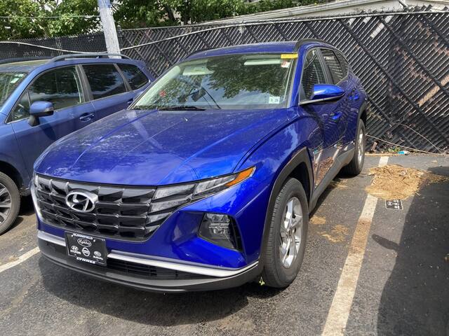Hyundai Tucson inspection