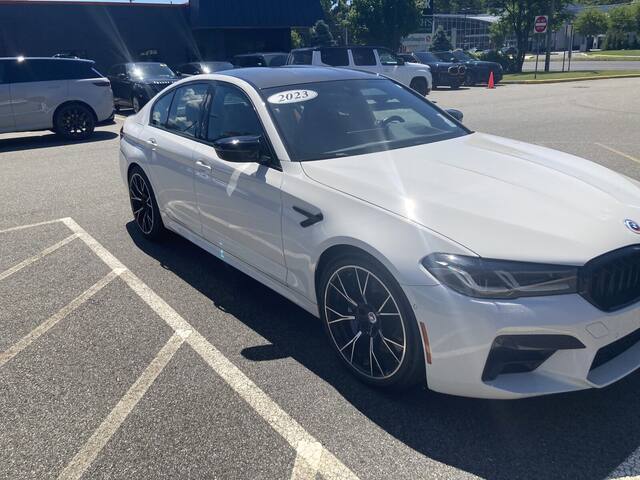 BMW M sedan inspection